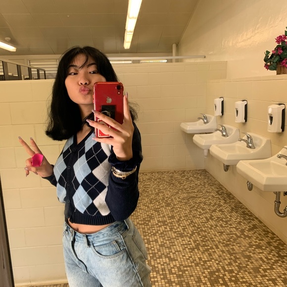 Meet your Posher, Chelsea - Picture 1 of 1